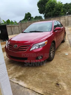 Toyota Camry XLE V6 4dr Sedan (3.5L 6cyl 6AM) 2010 Red