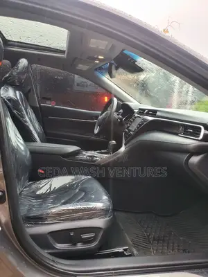 Toyota Camry 2018 Gray