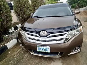 Toyota Venza Limited 2010 Brown