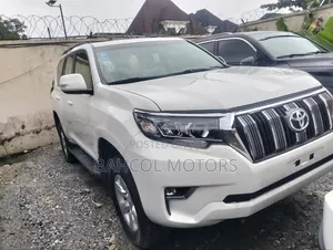 Toyota Land Cruiser Prado 2016 White