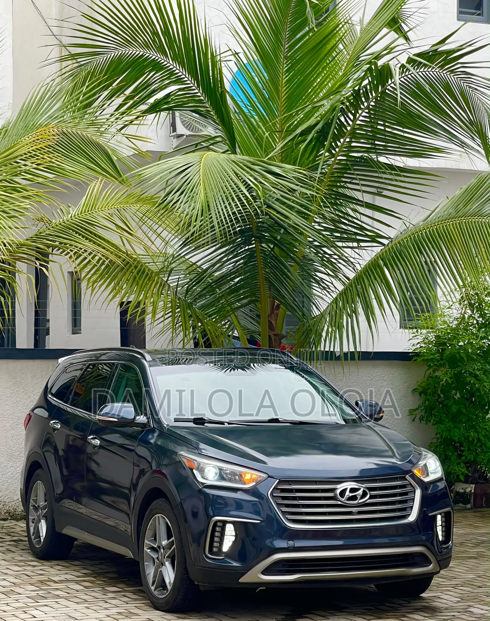 Hyundai Santa Fe 2017 Blue