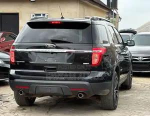 Ford Explorer 2012 Black