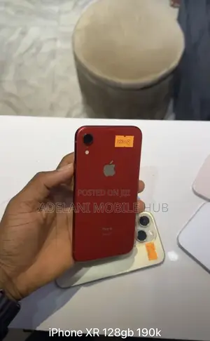Apple iPhone XR 128 GB Red