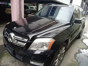 Mercedes-Benz GLK-Class 2011 Black