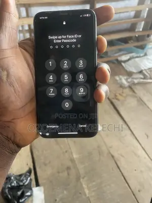 Apple iPhone X 64 GB Gray