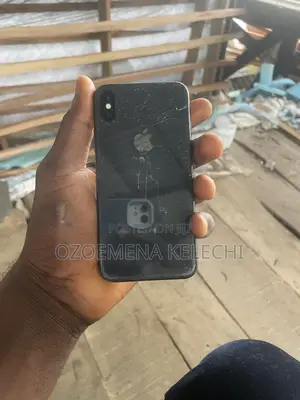 Apple iPhone X 64 GB Gray