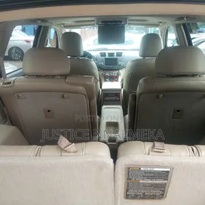 Toyota Highlander 2013 Maroon
