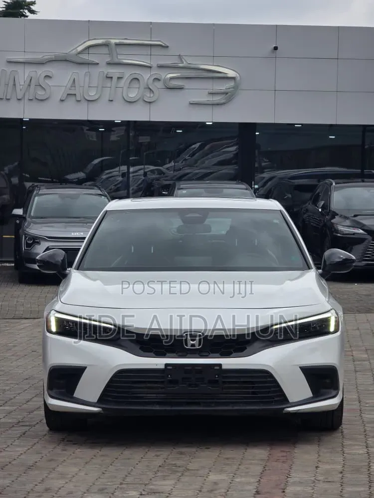 Honda Civic 2023 White