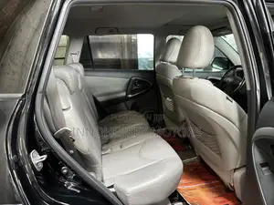Toyota RAV4 3.5 Limited 4x4 2010 Black