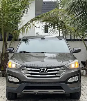 Hyundai Santa Fe 2013 Gray