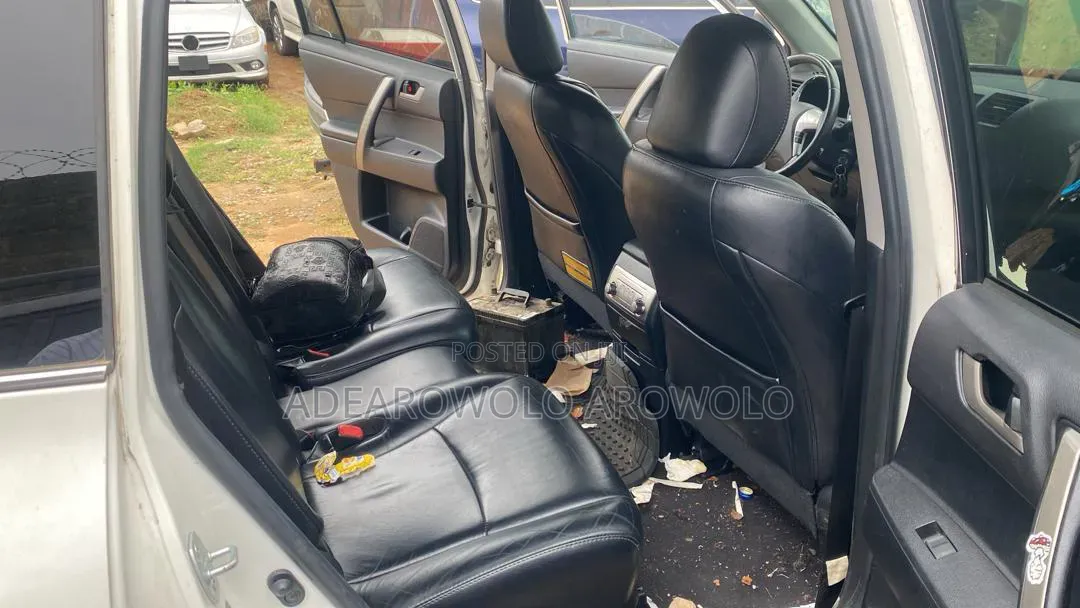 Toyota Highlander 2011 White