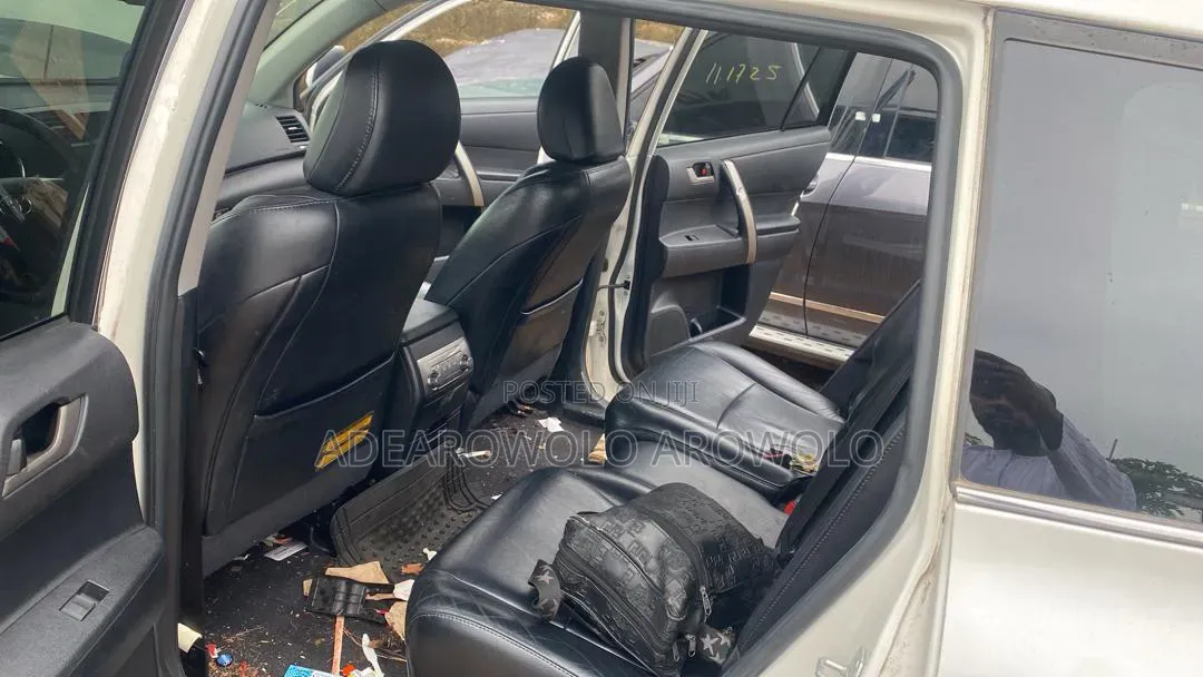 Toyota Highlander 2011 White