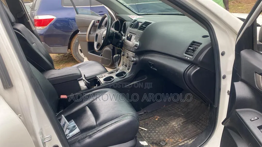 Toyota Highlander 2011 White