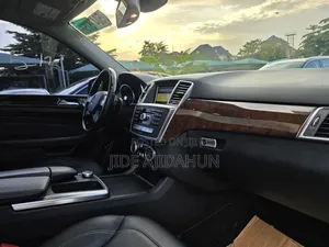 Mercedes-Benz M Class 2012 Black