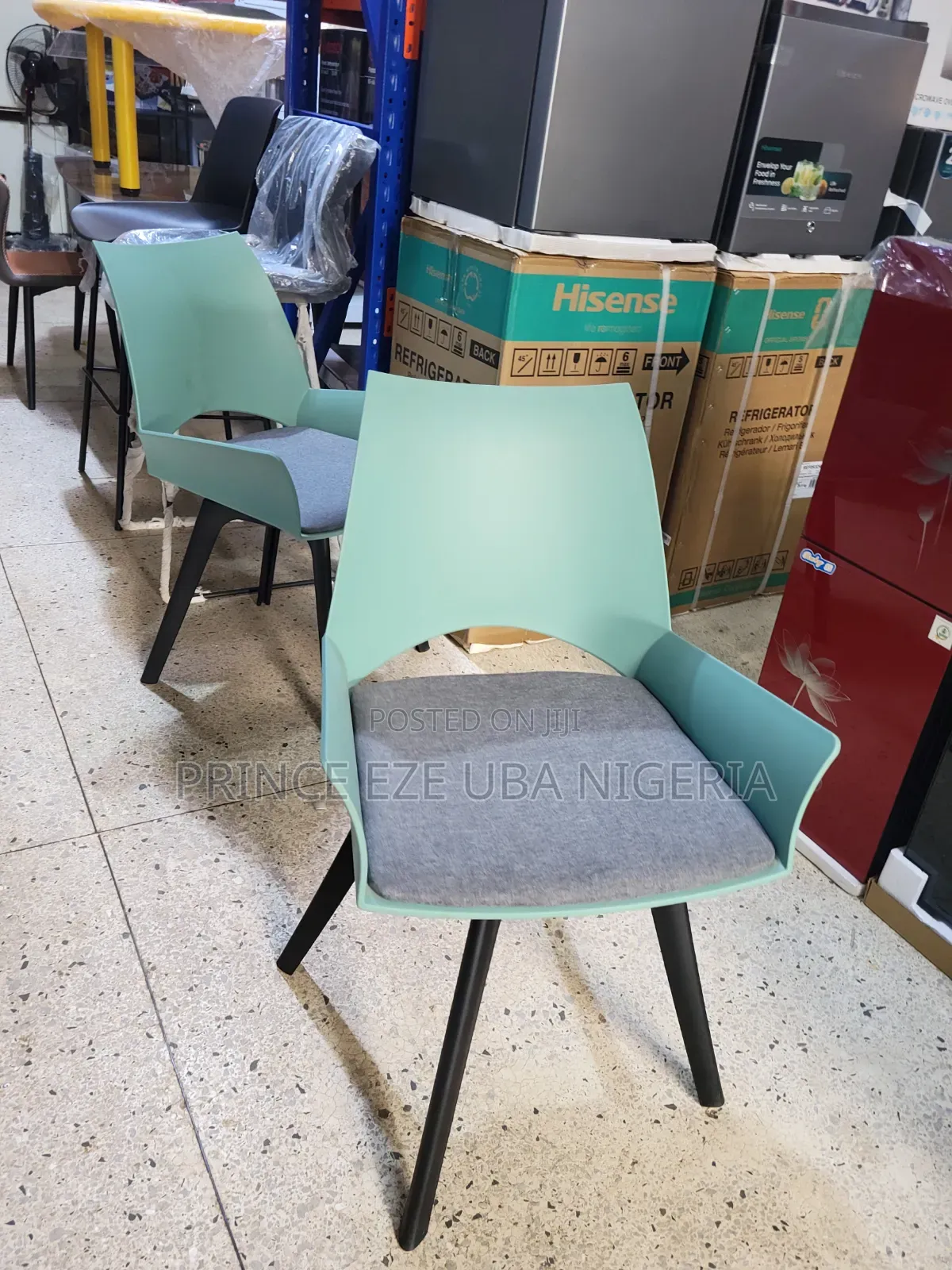 Swivel Arm Chair