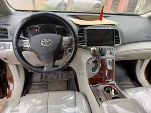 Toyota Venza 2010 Brown
