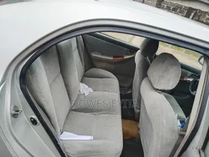 Toyota Corolla 2004 Silver