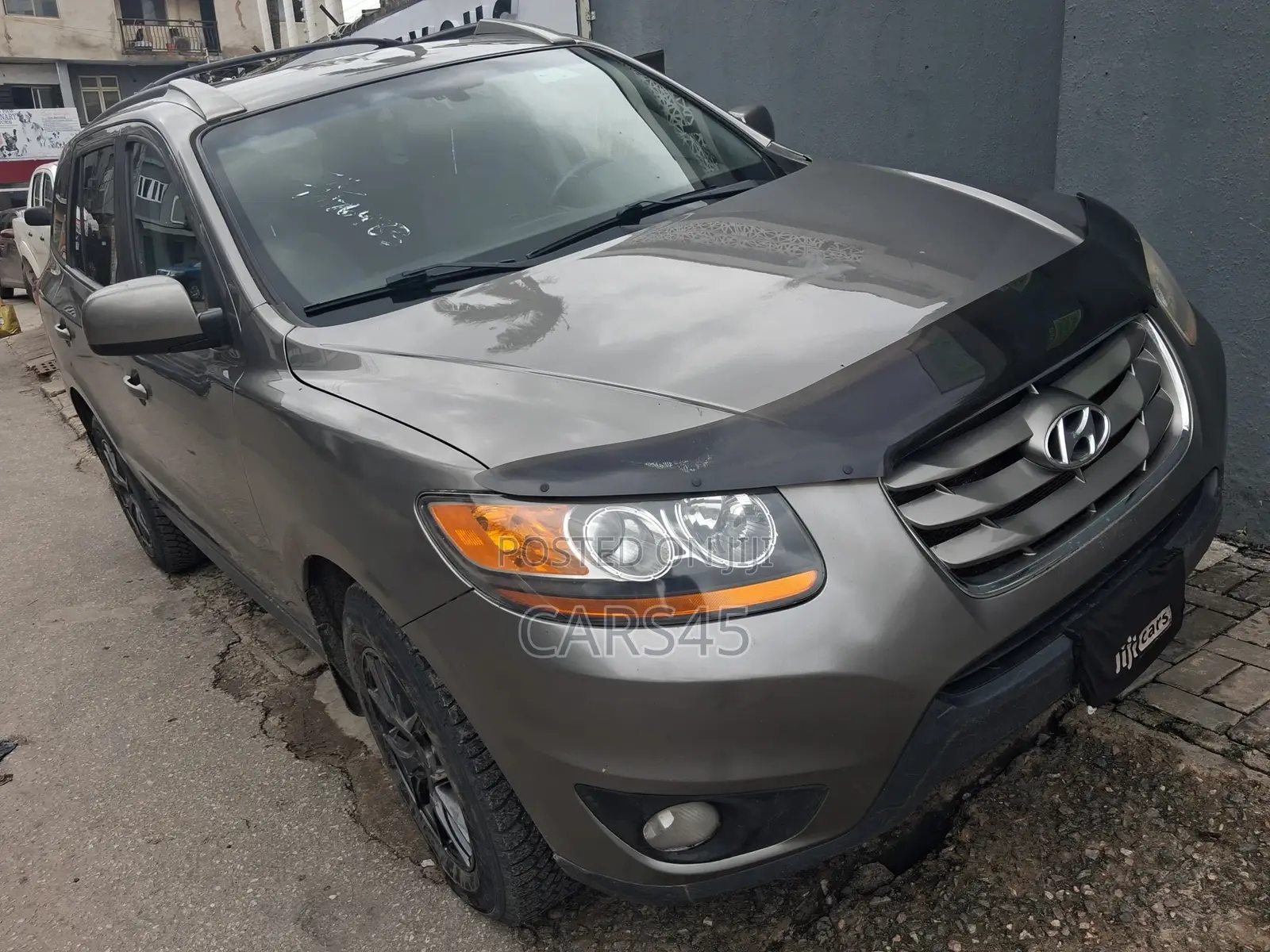 Hyundai Santa Fe 2011 Gray