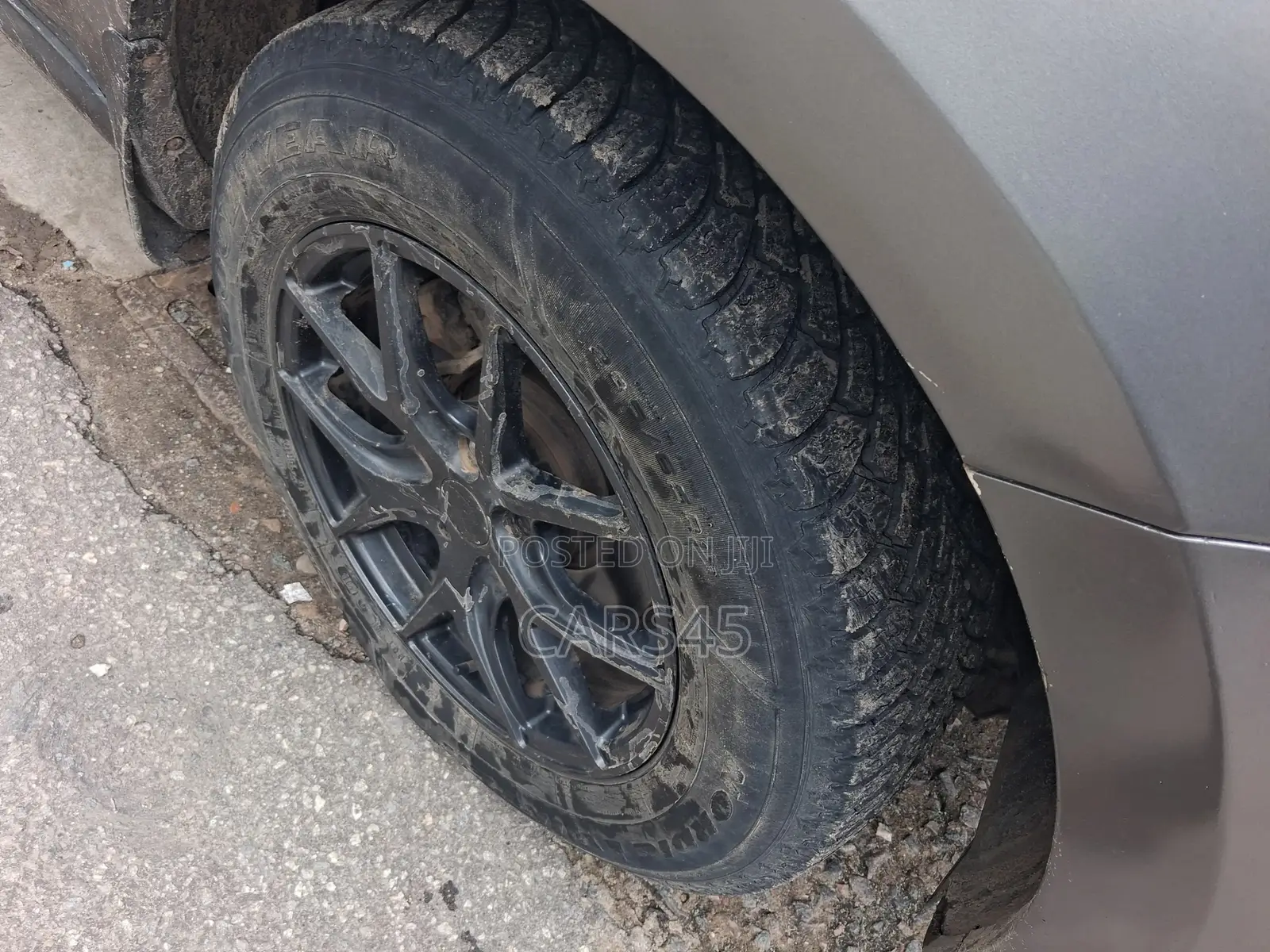 Hyundai Santa Fe 2011 Gray