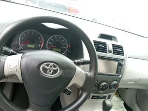 Toyota Corolla 2013 Red