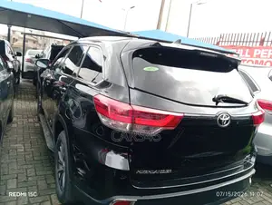 Toyota Highlander 2017 Black