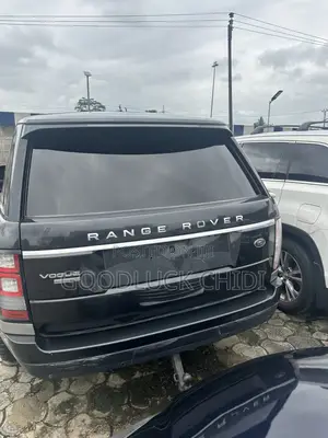 Land Rover Range Rover Vogue 2015 Black