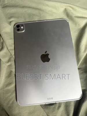 Apple iPad Pro 11 (2025) 256 GB Silver