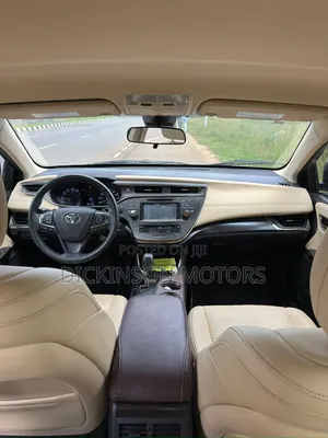 Toyota Avalon 2017 Brown