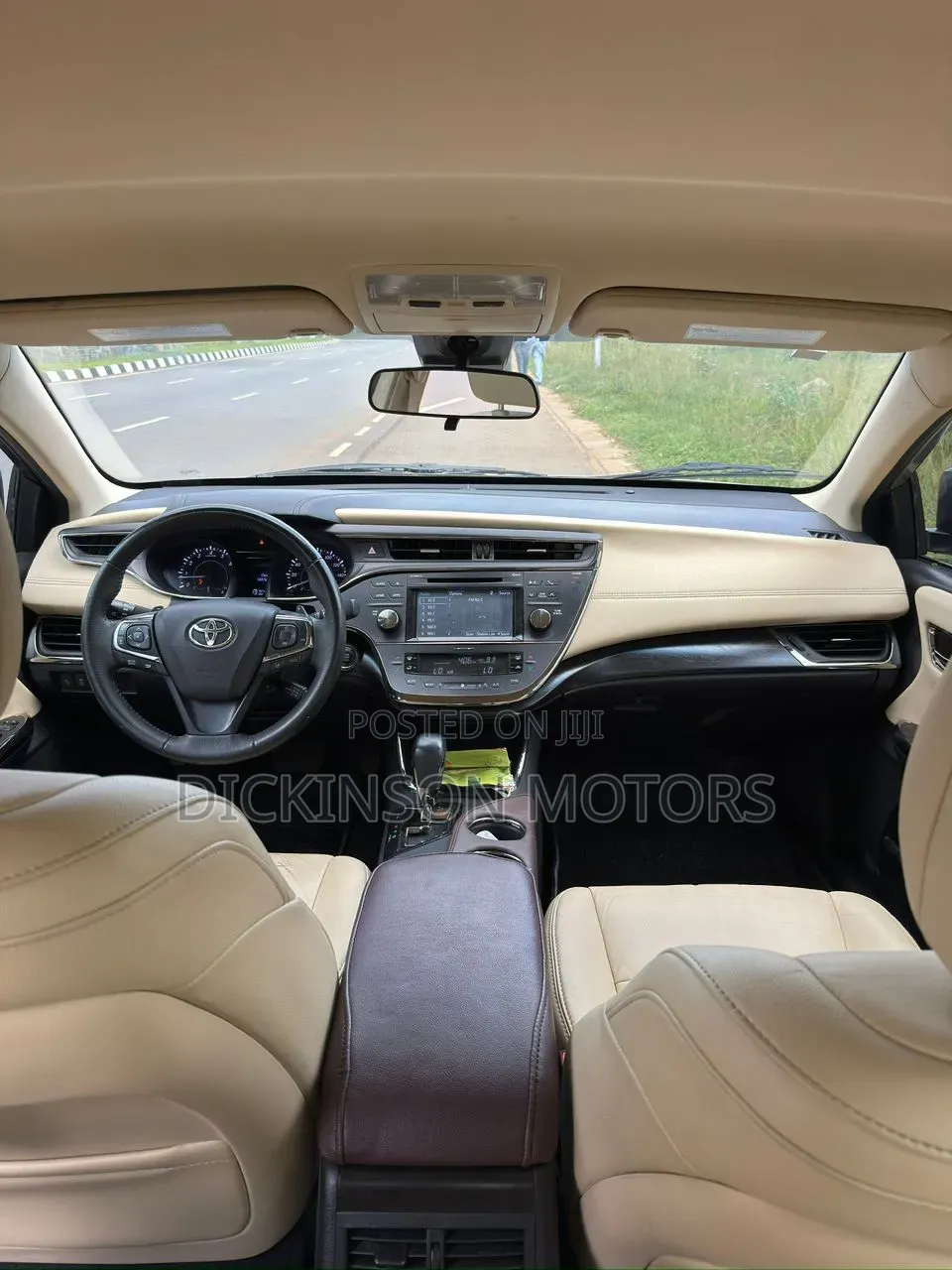 Toyota Avalon 2017 Brown