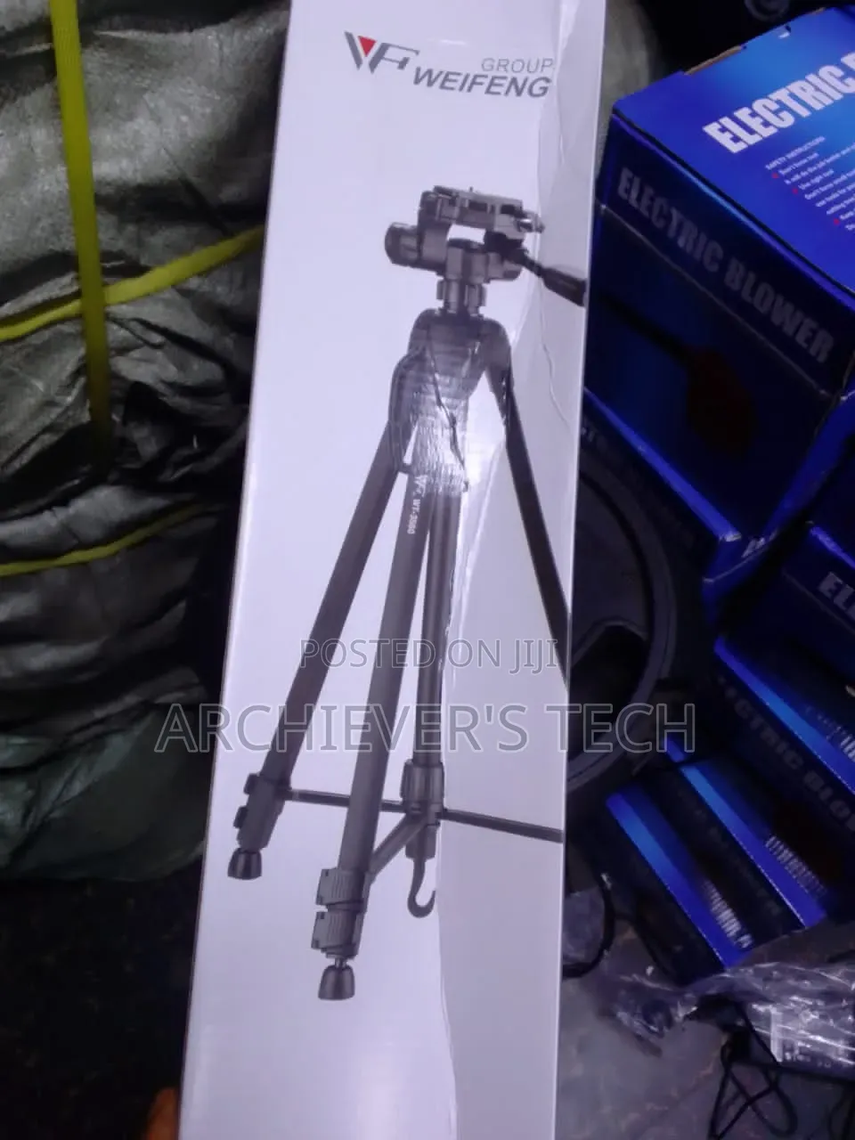 Camera and Smart Projector Tripod Stand