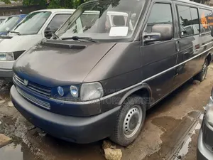 Volkswagen Transporter 2004 Grey