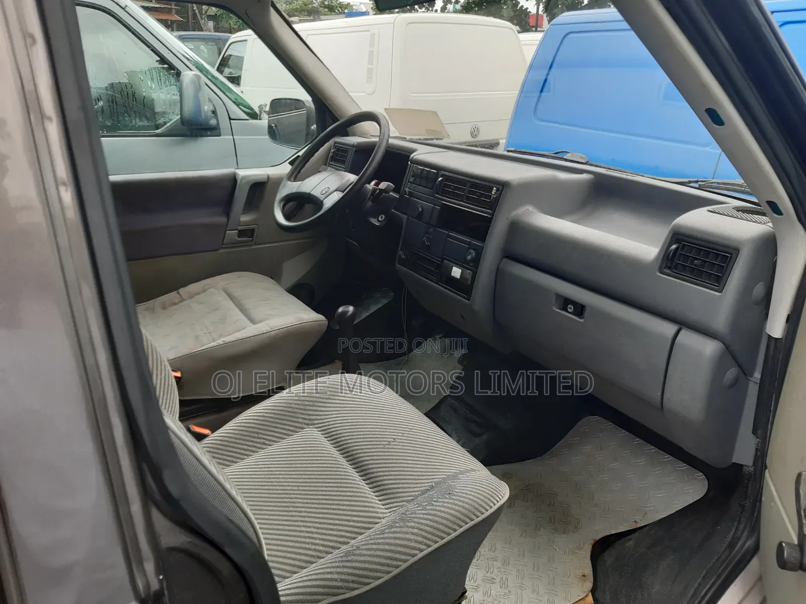 Volkswagen Transporter 2004 Grey