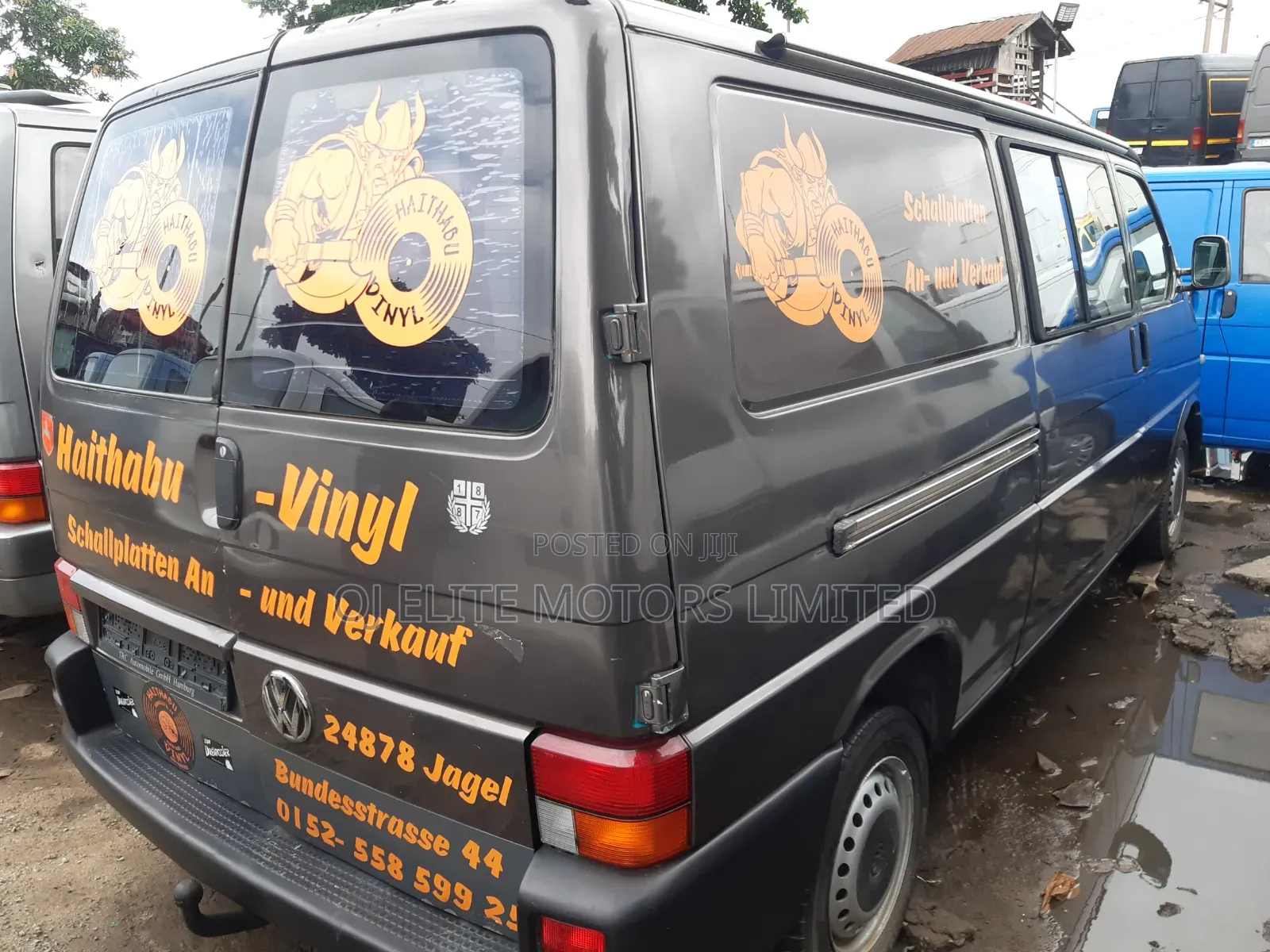 Volkswagen Transporter 2004 Grey