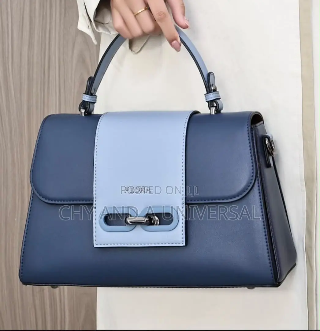 Pedra 2 in 1 With Strap