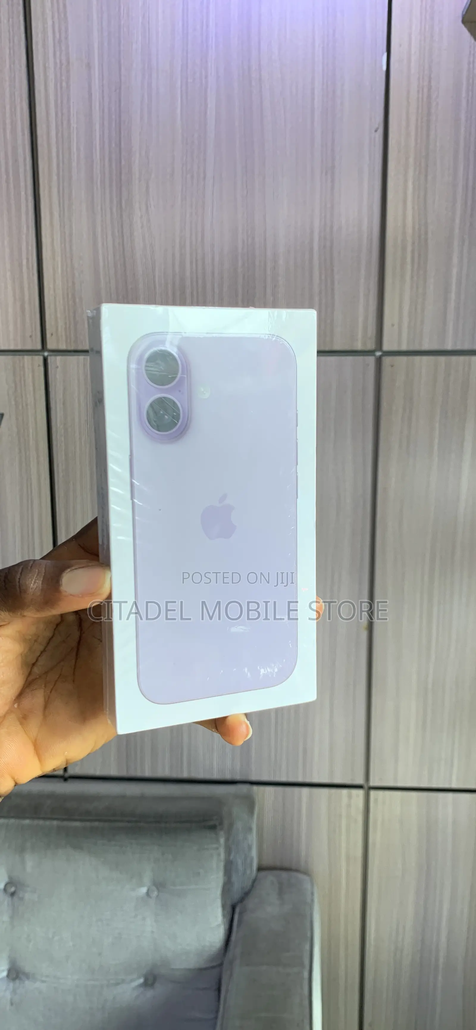 New Apple iPhone 17 256 GB Purple