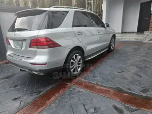 Mercedes-Benz GLE-Class 2016 Silver