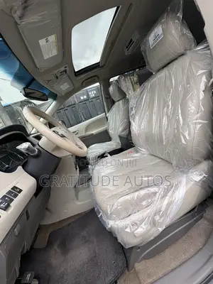 Toyota Sienna 2014 Gray