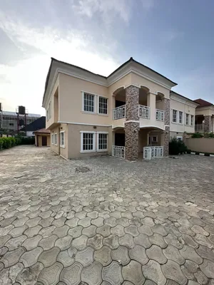 5bdrm Duplex in Gwarinpa Main Abuja, Life Camp for rent