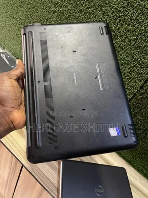 Laptop Dell Latitude 3380 8GB Intel Core i5 SSD 256GB