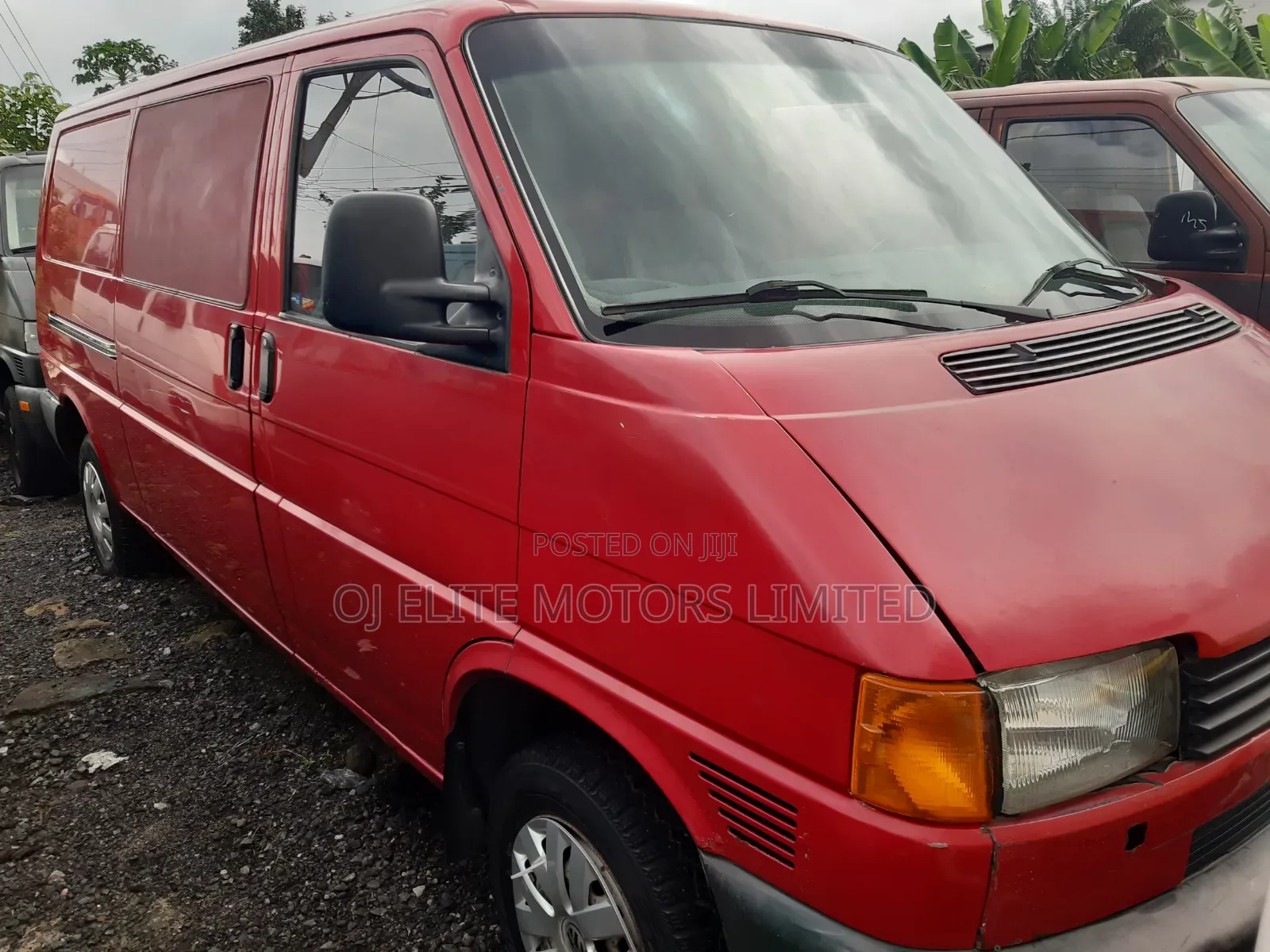 Volkswagen Transporter 2005 Red