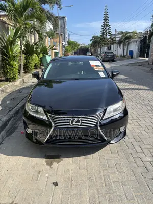 Lexus ES 2014 Black