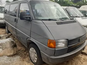 Volkswagen Transporter 2005 Grey