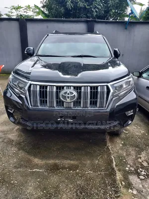 Toyota Land Cruiser Prado 2017 Black