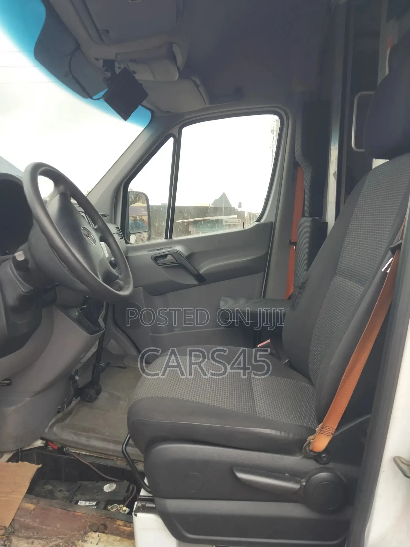 Mercedes-Benz Sprinter 2012 White