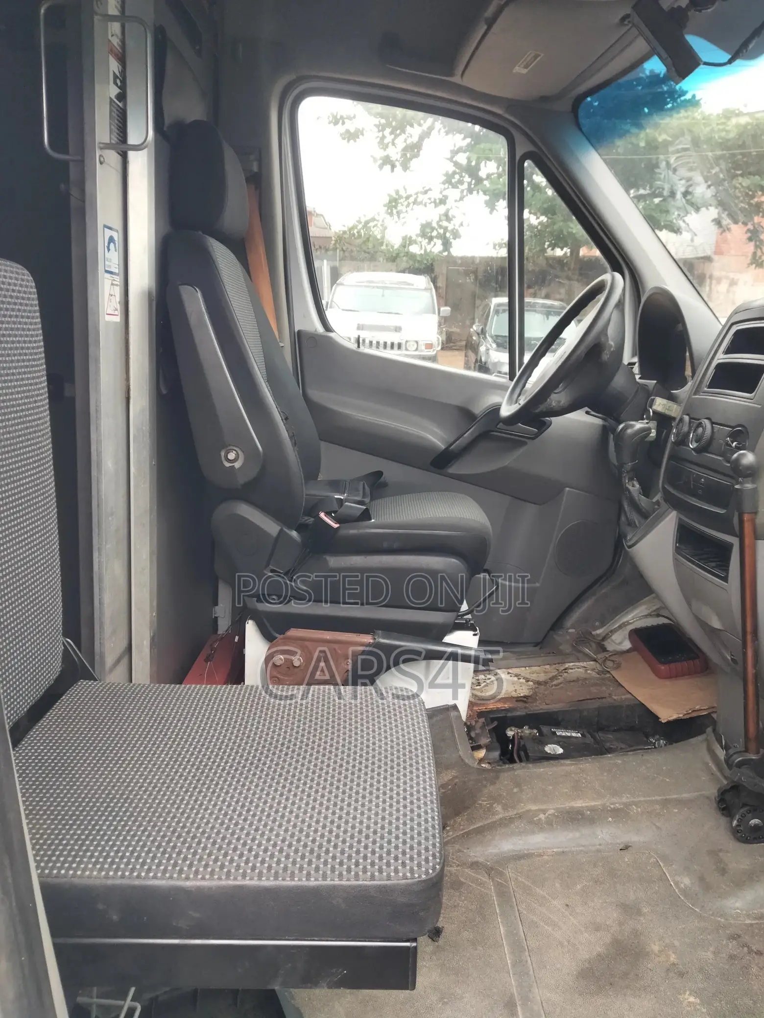 Mercedes-Benz Sprinter 2012 White
