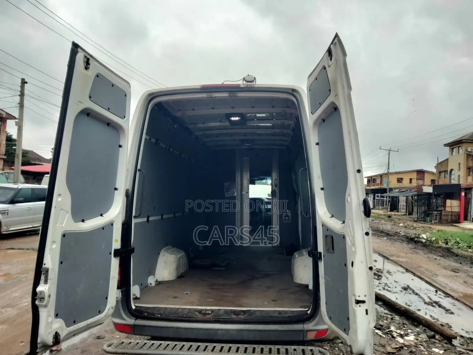 Mercedes-Benz Sprinter 2012 White
