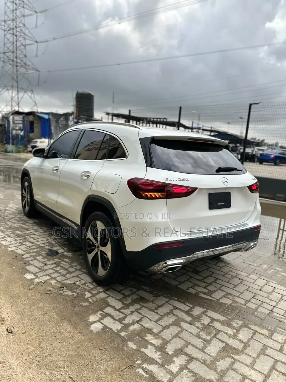 Mercedes-Benz GLA 250 2024 White
