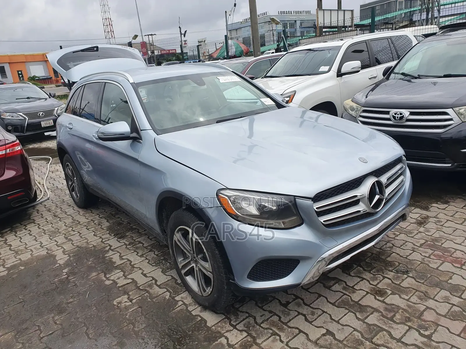 Mercedes-Benz GLC-Class 2017 Blue