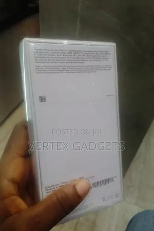 New Apple iPhone 12 128 GB Green