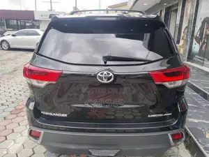 Toyota Highlander 2017 Black